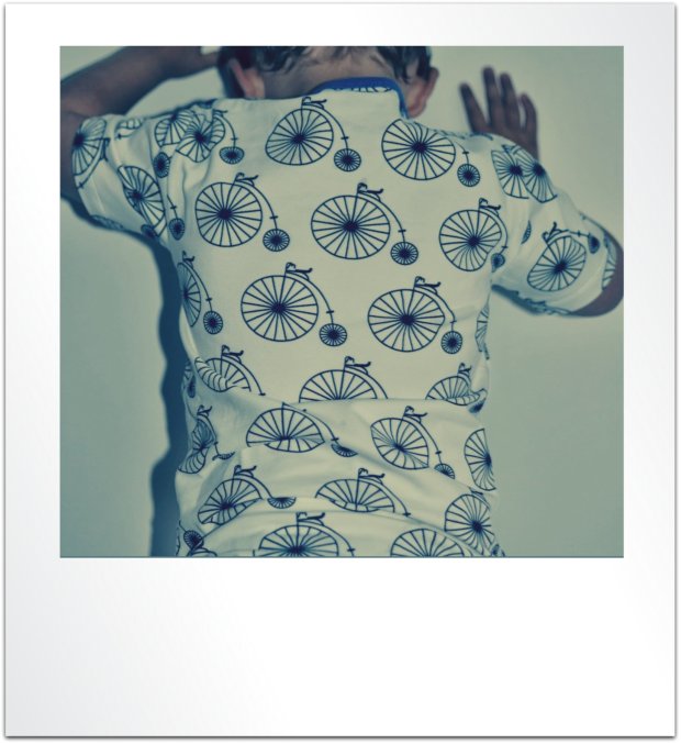 T-shirt with bikes