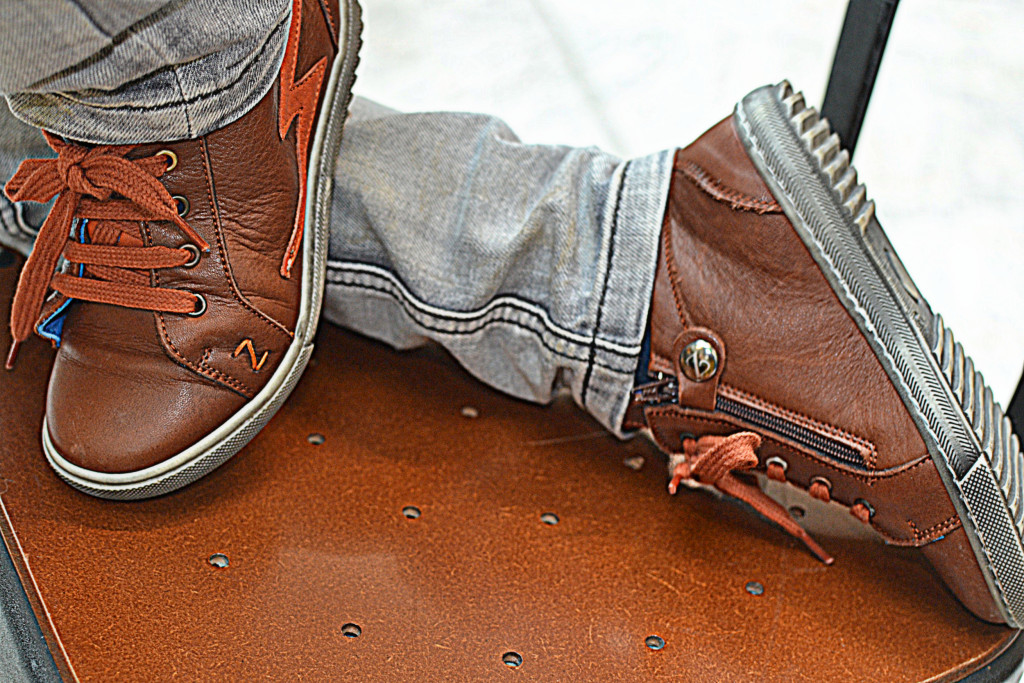 Zecchino d'Oro Boys Chocolate Brown Hightop