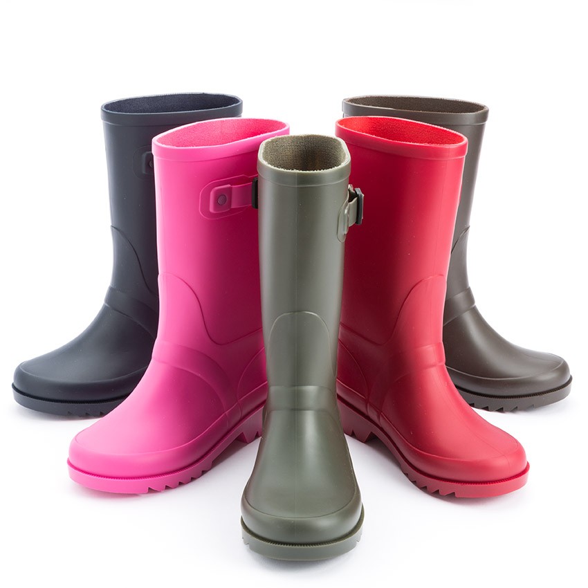 pisamonaswellies