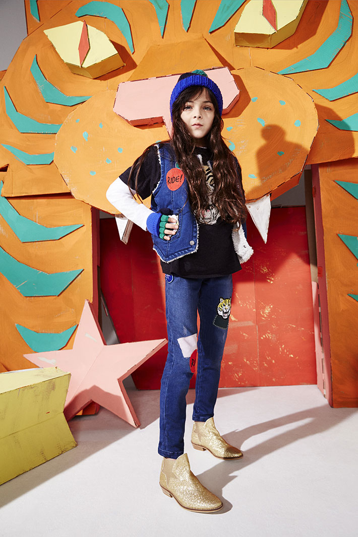 look-17